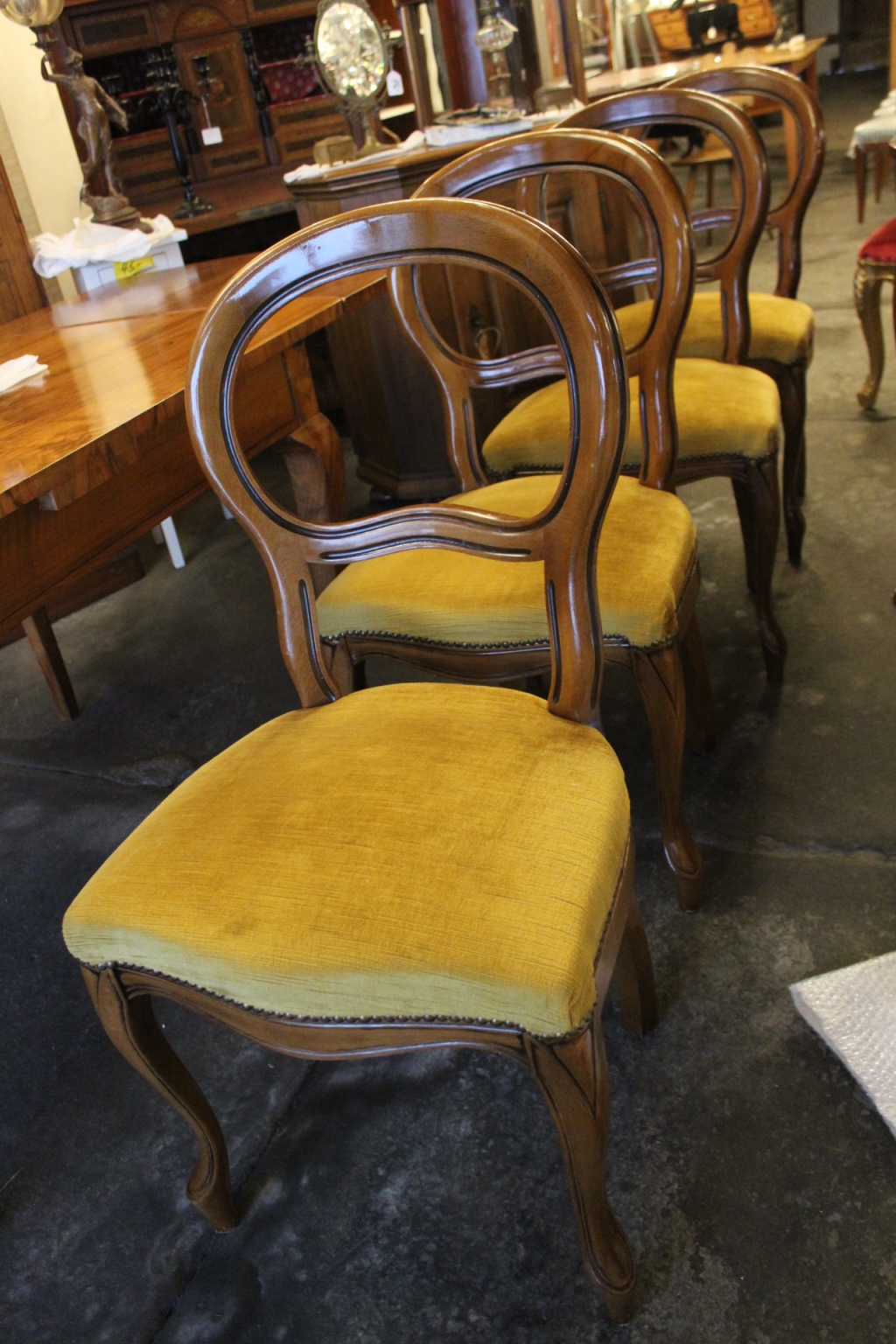 Stühle Louis Philippe / 1 Stk verfügbar